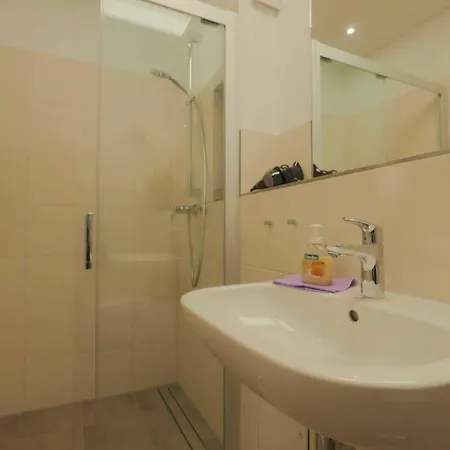 Haus Emilia 6 *